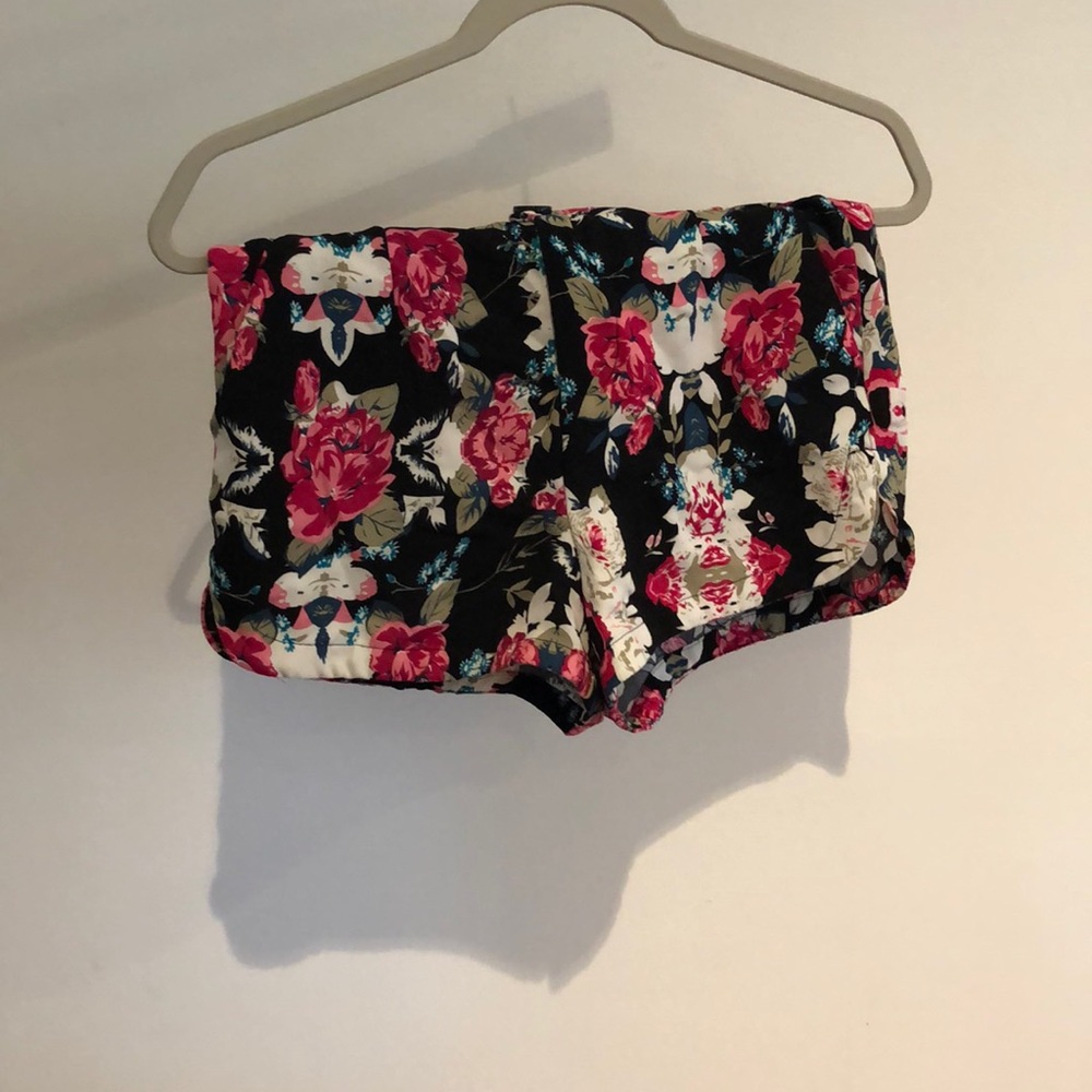 Forever 21 floral shorts